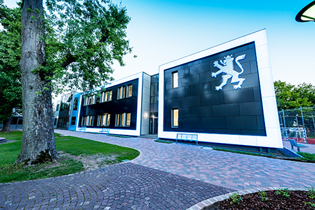Neues Schulhaus